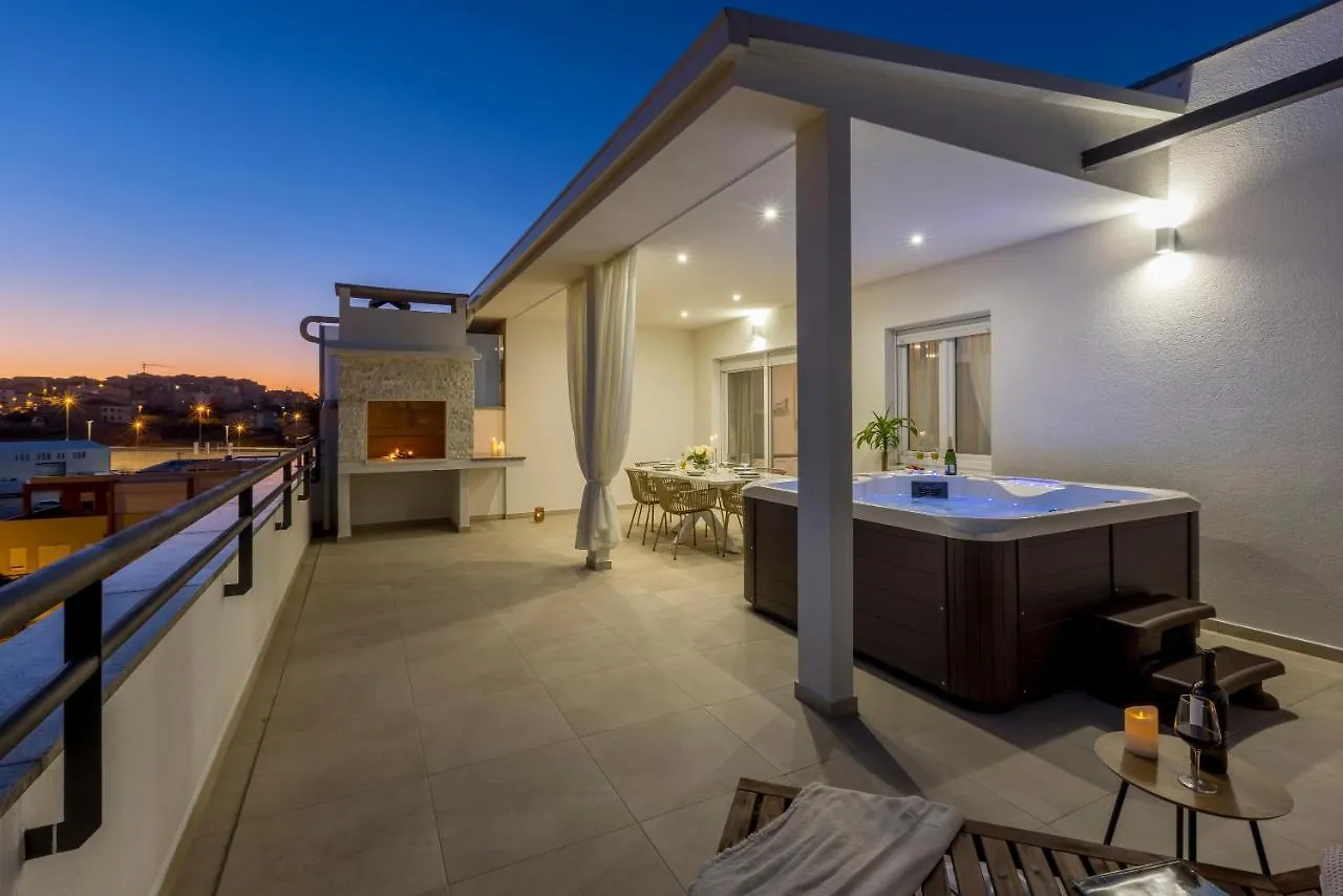 Luxury Rooftop Apartment Zalato Split