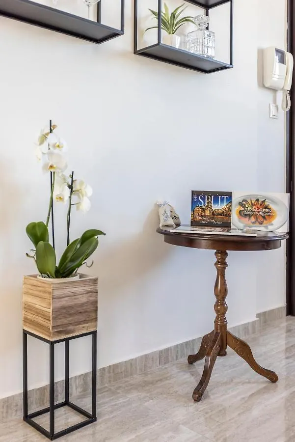 Luxury Rooftop Apartment Zalato Split
