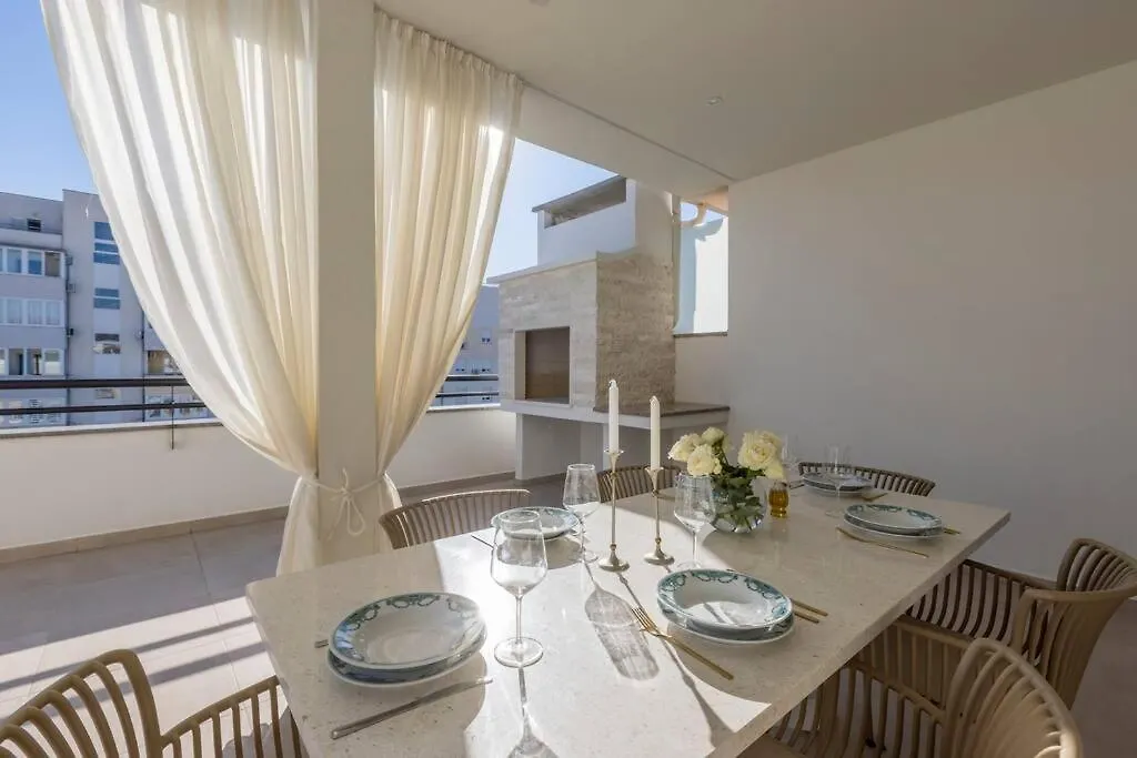 Luxury Rooftop Apartment Zalato Split