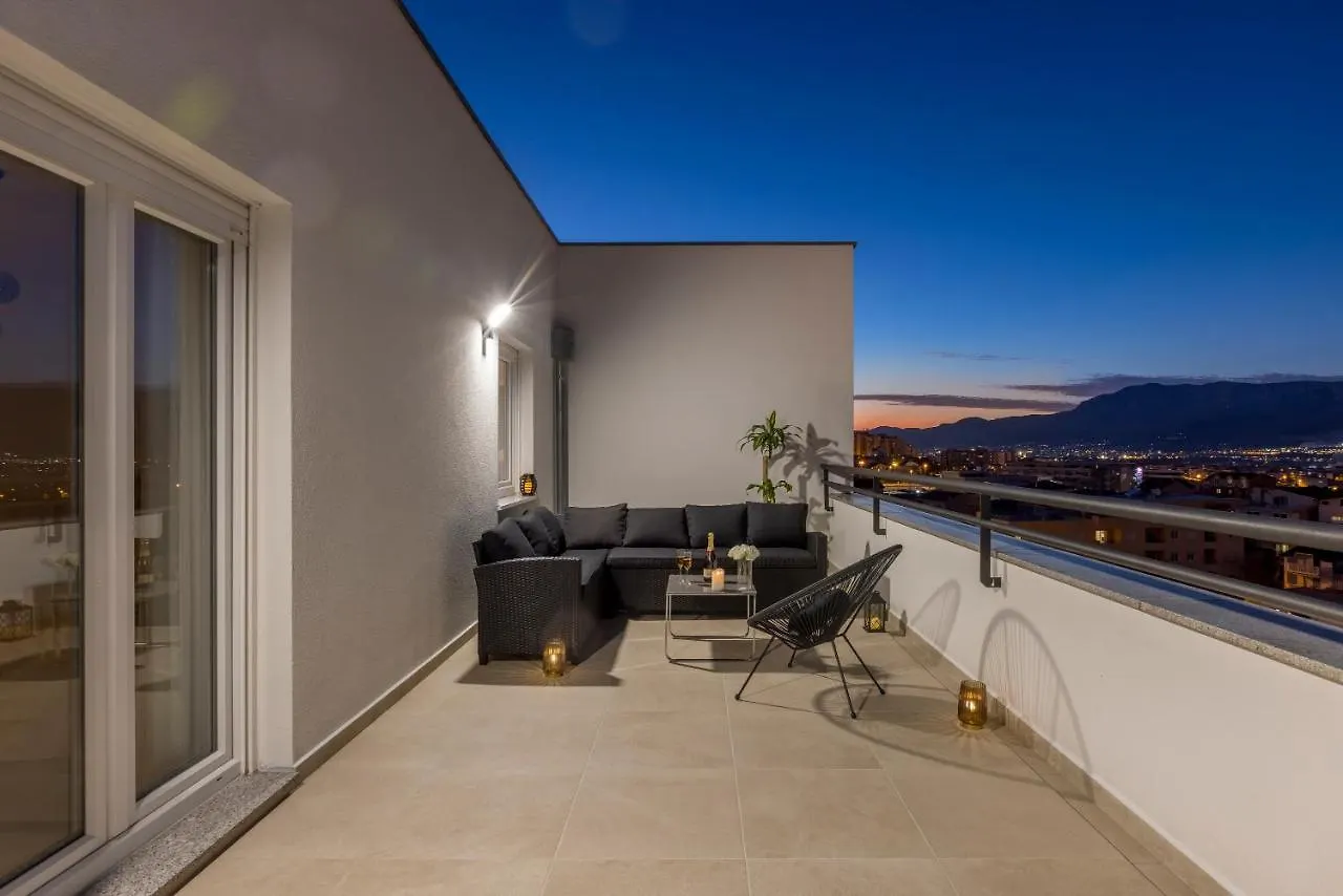Luxury Rooftop Apartment Zalato Split