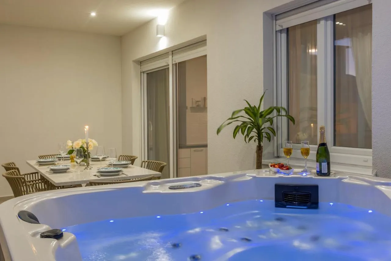 Luxury Rooftop Apartment Zalato Split