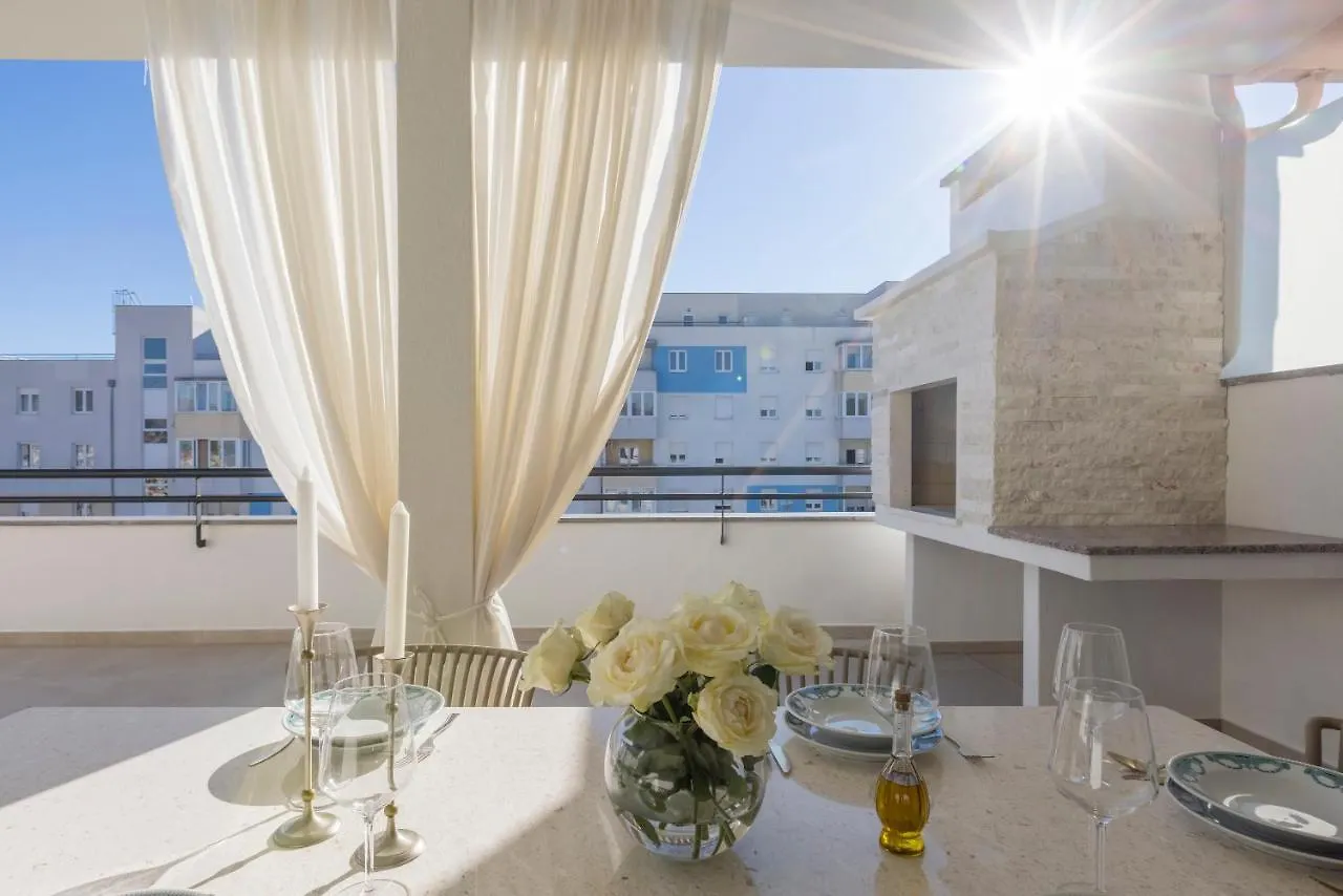 Luxury Rooftop Apartment Zalato Split 0*,  Croatia