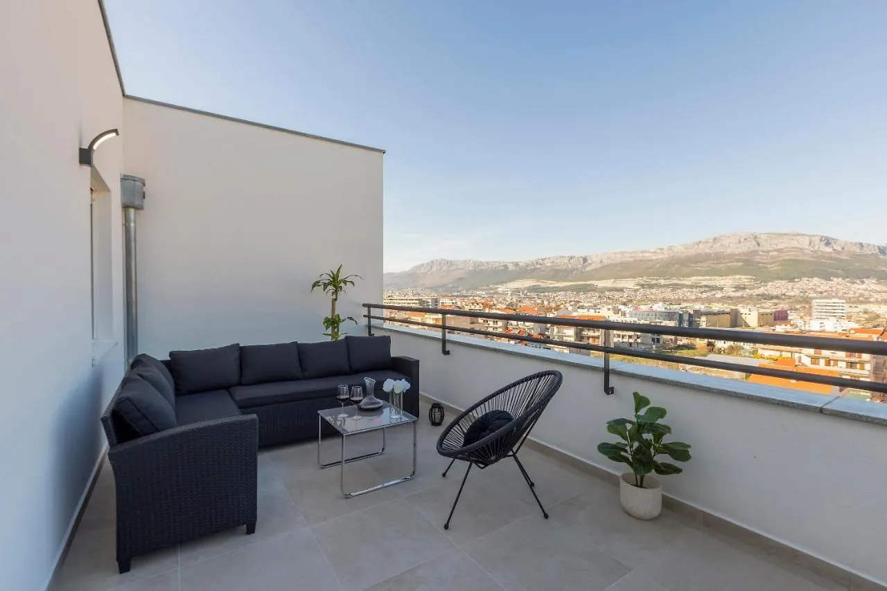 Luxury Rooftop Apartment Zalato Split